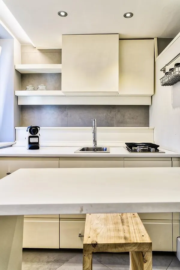 Apartament Luxury Eden Katania 0*,